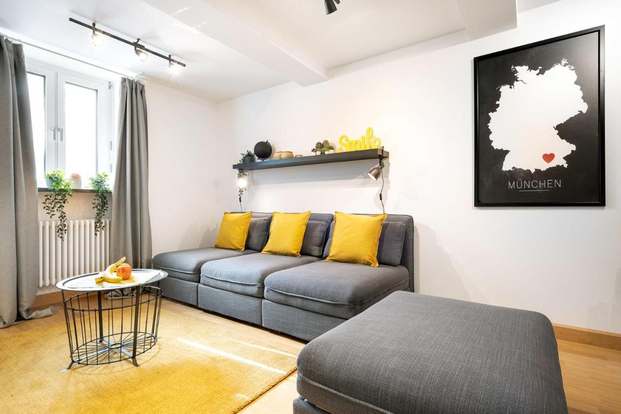 Apartment Marienplatz 2 Bedrooms Living Kitchen