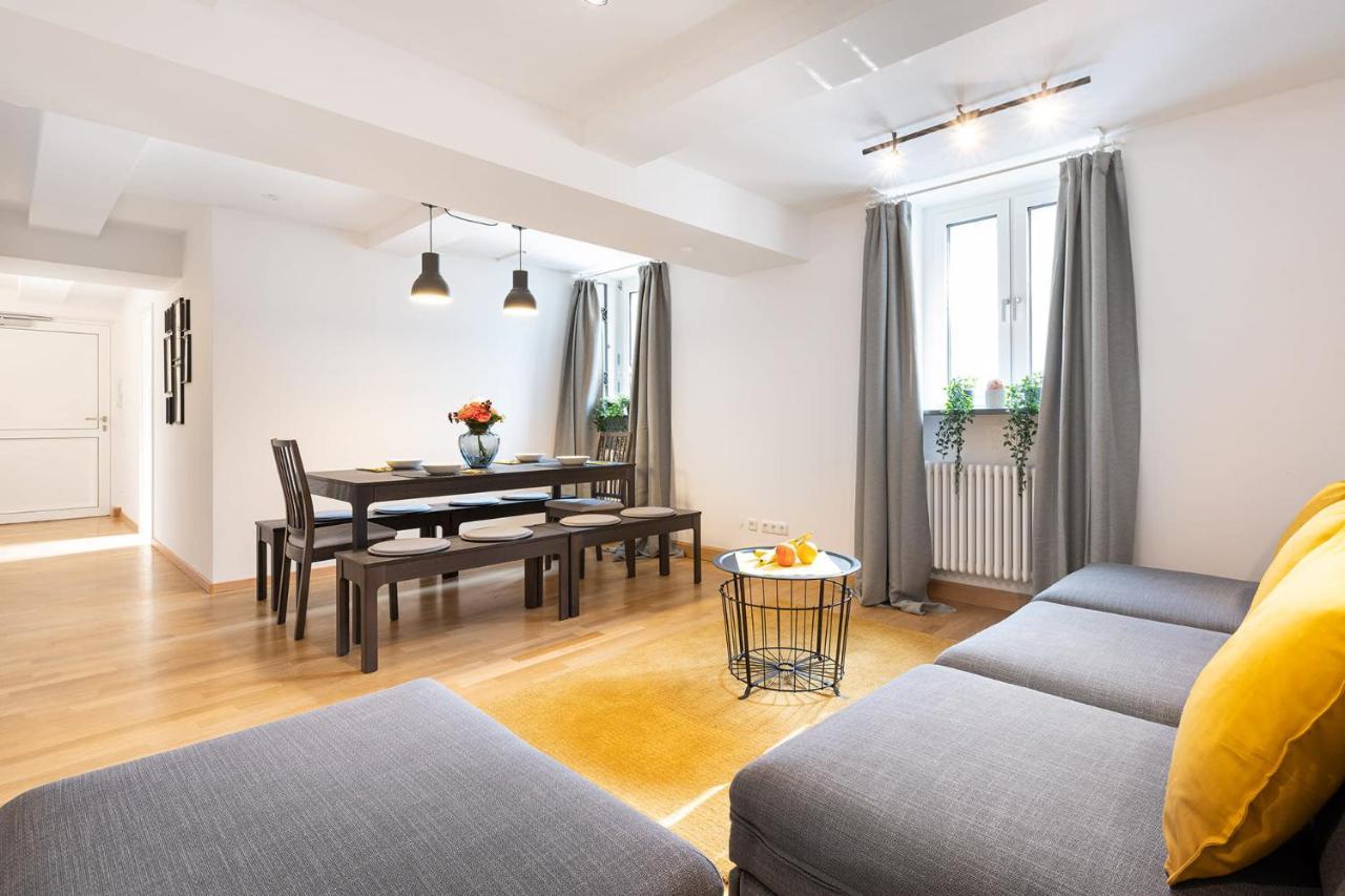 Apartment Marienplatz 2 Bedrooms Living Kitchen Munich